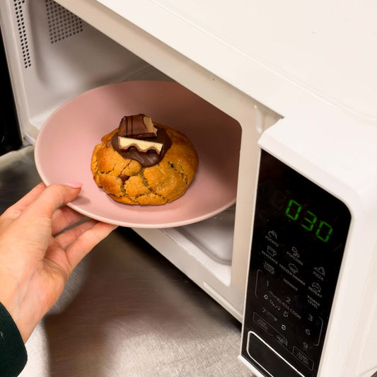 The Best Way to Reheat Cookies So They Taste Fresh Again